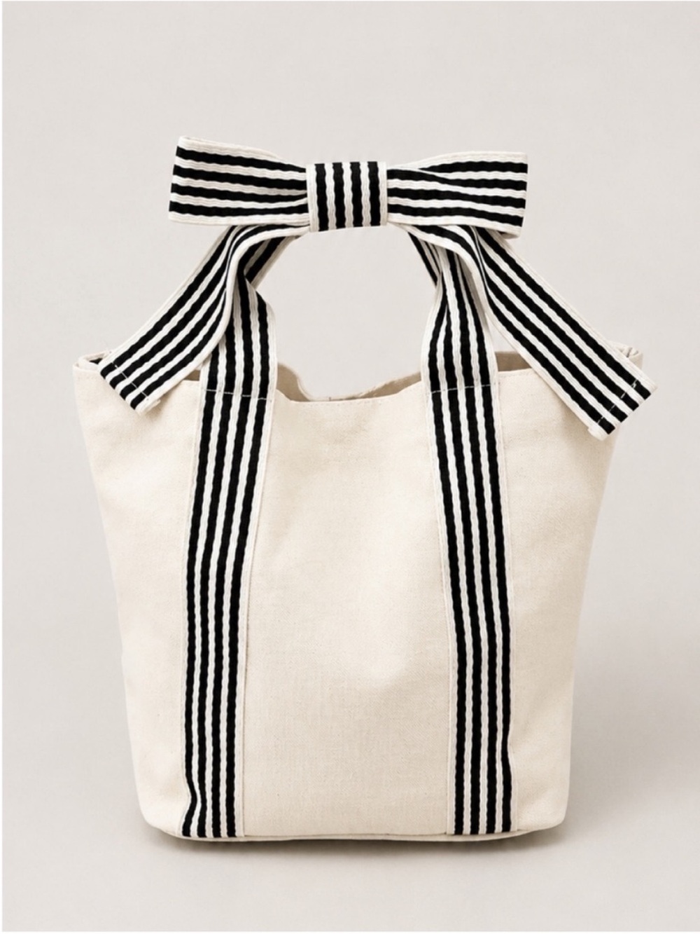 New! Preppy Striped Bow Tote NWOT